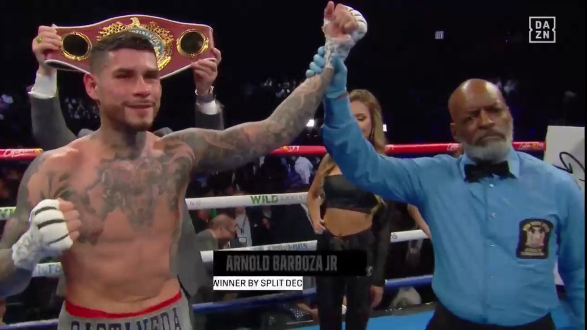 STONKS_IU's tweet photo. ROBBERY IN BOXING AT PEAK:

#HaneyGarcia 

https://t.co/Vg6iJ0clyW