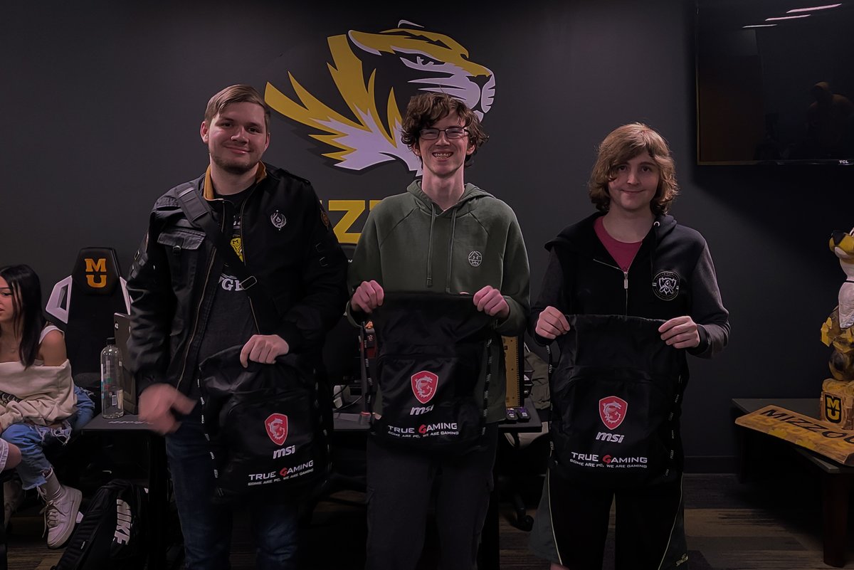 MizzouEsports's tweet photo. Let's hear it for our winners for day 2 of Roster Rumble! 

Team Gambit Overwatch
Team Inferno League of Legends

Congrats to the winners of our raffle as well!  

Thank you all for coming out!