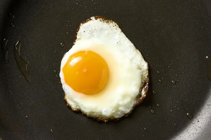 Poached, fried, sunny side. Single yoke or twin, I love them every which way I don’t care what form they come in. Mellow and yellow, Runny and sunny, Good for ye arms and ye legs I know what I’m eating today. Baby, I am eating eggs.
