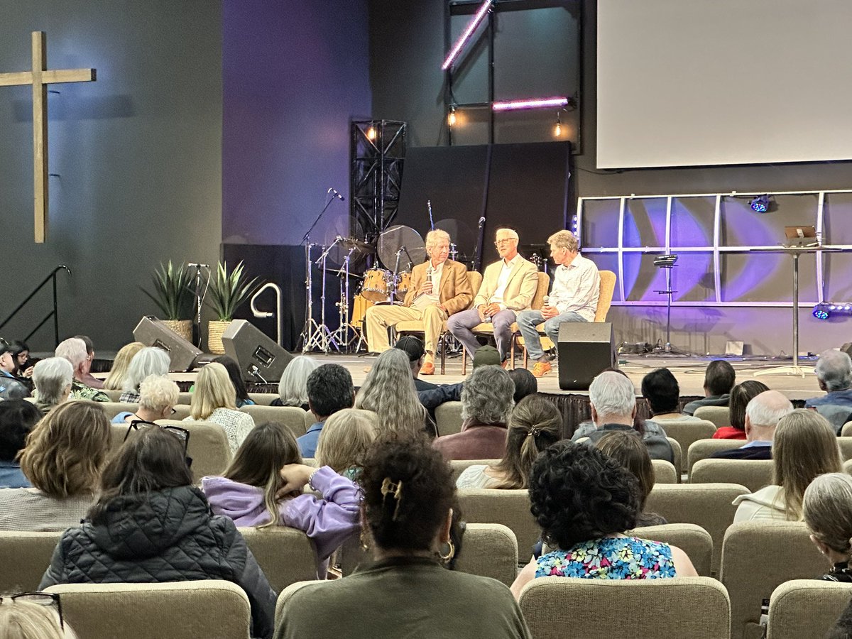 NtelligentFaith's tweet photo. The Intelligent Faith Conference was a blast! Thank you Cornerstone Church Anaheim, the amazing pastors and worship team, PR, facilities, tech, refreshments, security, and so many other volunteers!    Thank you to the many great speakers! Much love to you all! 💕 https://t.co/5txWIGM9pj