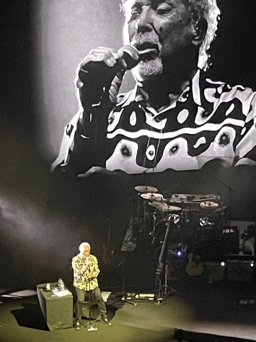 hvieyra's tweet photo. ⁦@RealSirTomJones⁩ wow!! Tom in Mexico! Great show, the best voice ever! https://t.co/HOqqMoEfTV