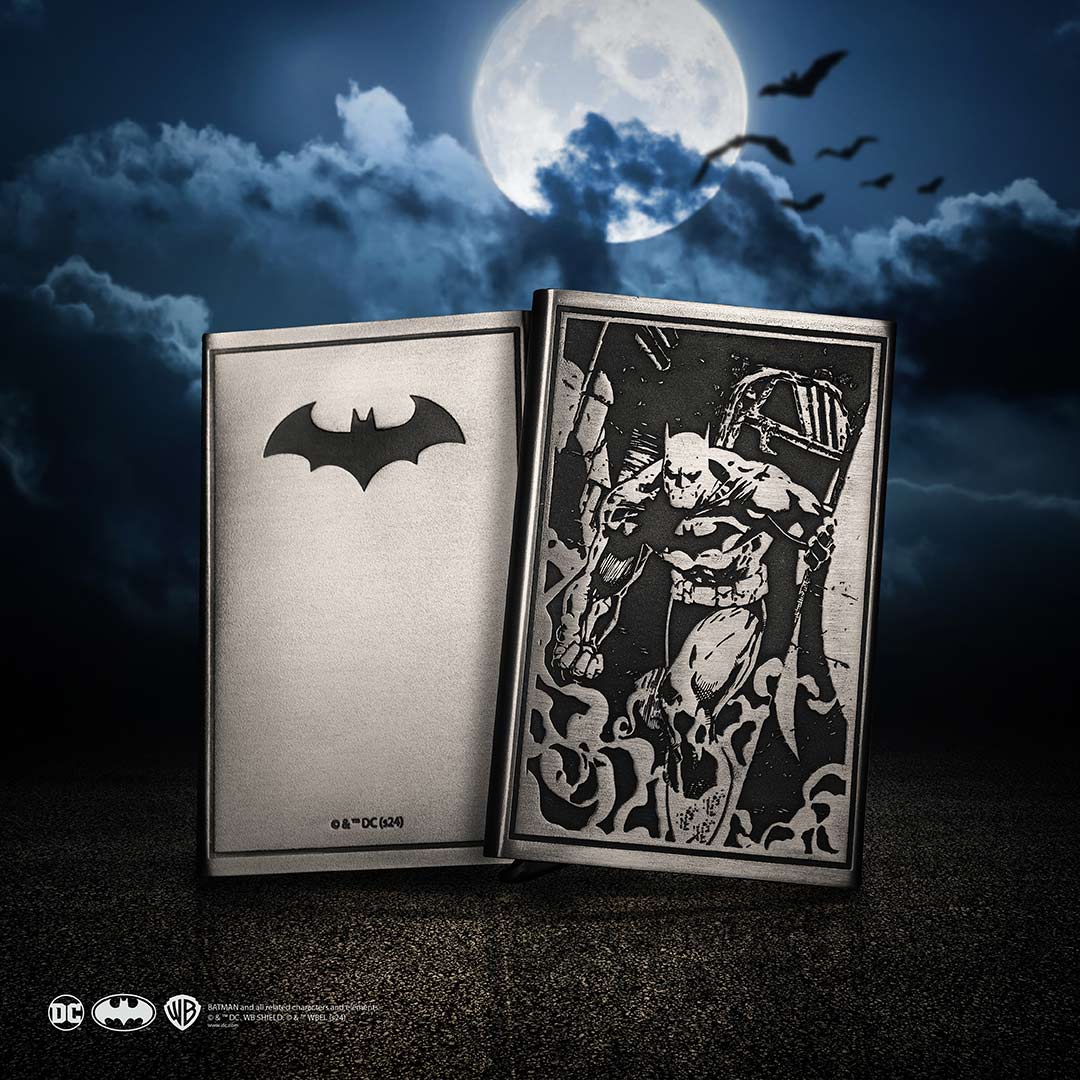 royalselangor's tweet photo. Functionality meets fandom in our Batman and Joker Card Wallets, featuring graphics inspired by renowned DC comic book artist, Jim Lee.
Check them out at https://t.co/LJZLI2PUSI
#RoyalSelangor #Explore #DC #Batman #SS24Collection #SpringSummer2024 #TheDarkKnight #Joker #JimLee https://t.co/upaHXuRyt4