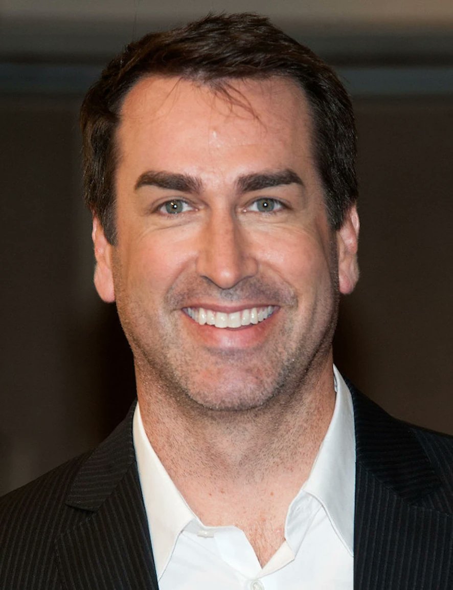 jones_est's tweet image. Happy 54th Birthday To @RobRiggle! Rob Voiced The Skeleton Husband From Hotel Transylvania, Bela From Hotel Transylvania 2, And Lance Loud From The Loud House. #RobRiggle @AdamSandler @selenagomez @KevinJames @BrianStepanek @DannyDeVito @edhelms @ZacEfron @shanehoughton