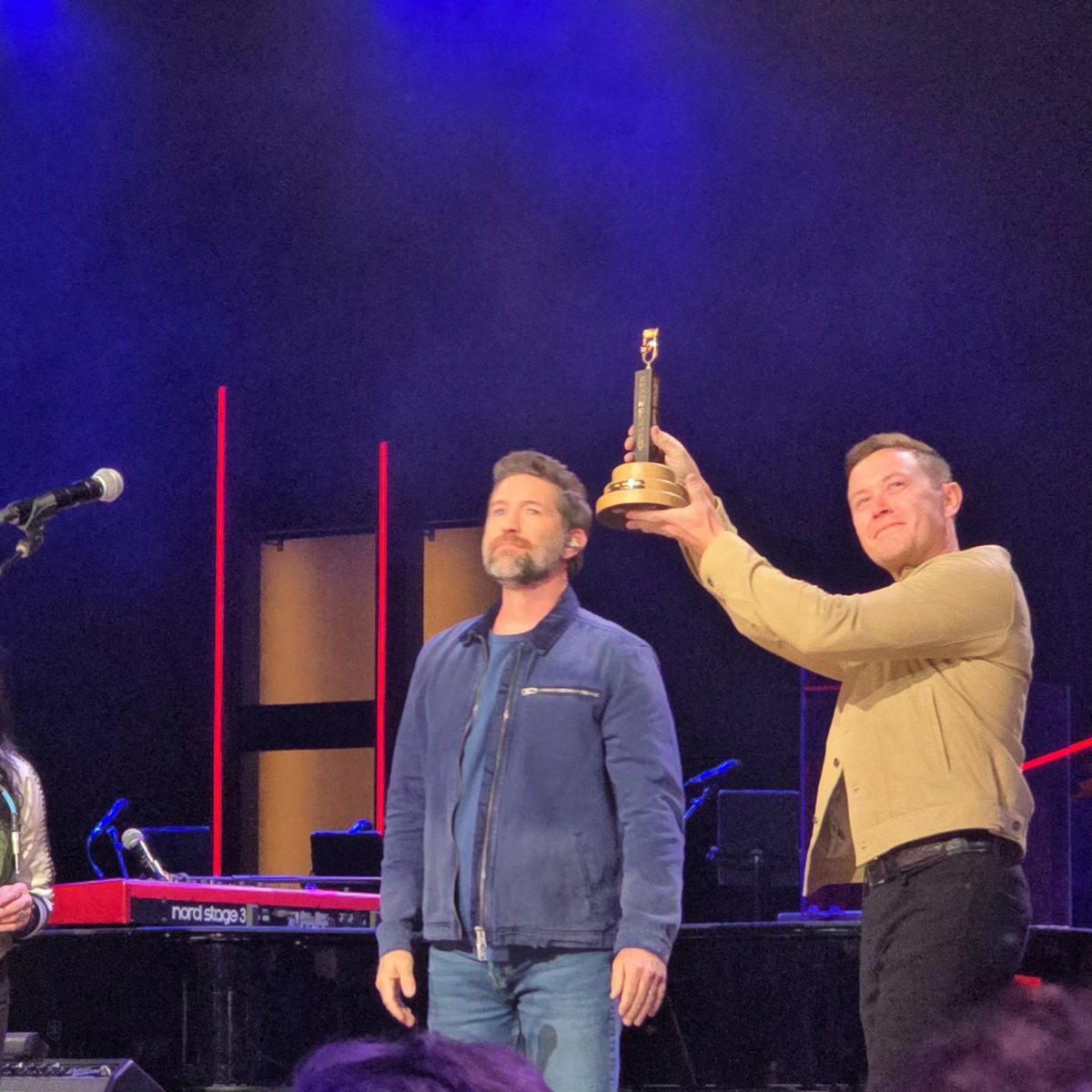 Courtneyg3149's tweet photo. 🤠After being a fan for over 10 years, traveling all over the south to see him in concert over 50 times, going to fan club parties, etc. tonight watching @joshturnermusic @randytravis induct @ScottyMcCreery into the @opry tonight will be the highest of the highs!! 🎵 https://t.co/xSUXgtyCAc