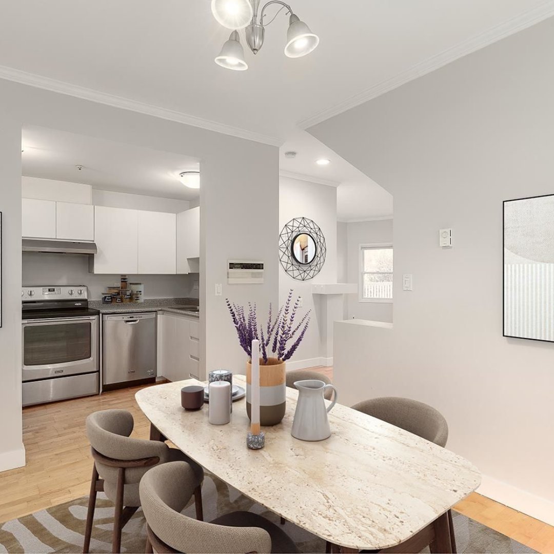 bchomegroupvic's tweet photo. Welcome to glimpse inside Victoria's cozy corners! 😍🙌
👉Visit us today at https://t.co/8360eES47n
#yyj #victoriabc #yyjre #canada #victoriabccanada #yvr #yyjrealestate #bcrealestate #bcre #house #property #newlisting #hotlisting #getitsold https://t.co/WAe7rXN6H0