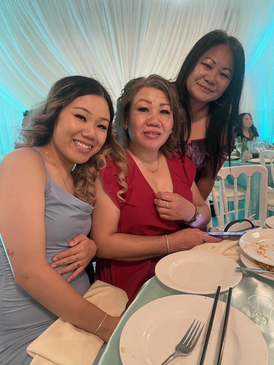 PamTheTrader's tweet photo. At my cousin wedding . ❤️ #PamTheTrader https://t.co/adpJaTE2jy