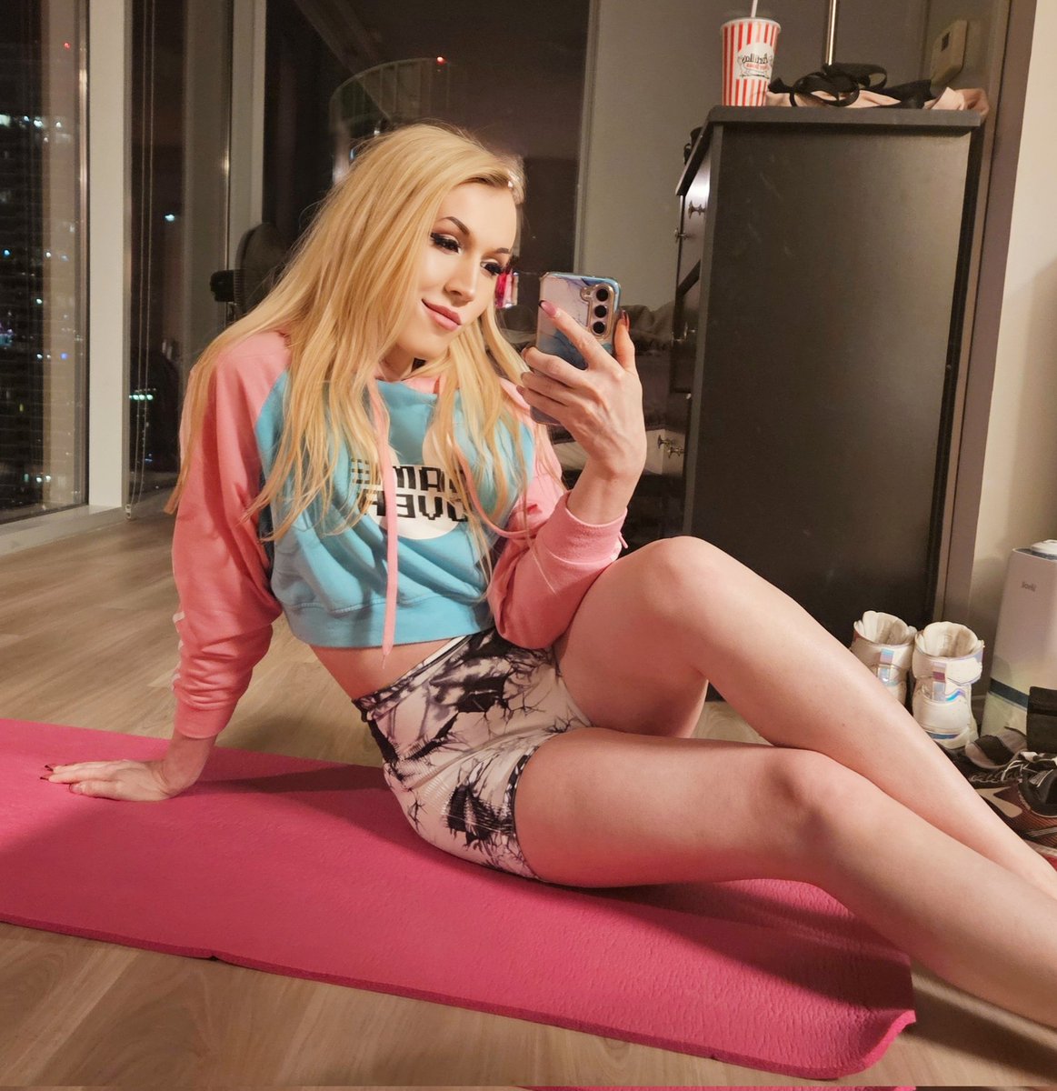 Workout Day 698: Home from an amazing night! 😊 A bit tipsy but perfect time for yoga. I honestly felt so limber tonight. 🥰