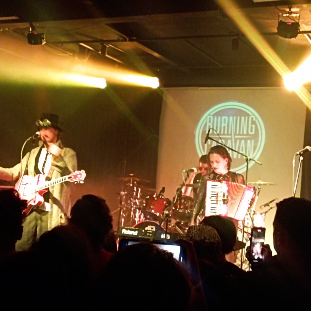 Amor infinito a la <a href="/BurningCaravan/">Burning Caravan</a> 💕💕💕 qué gran show!!