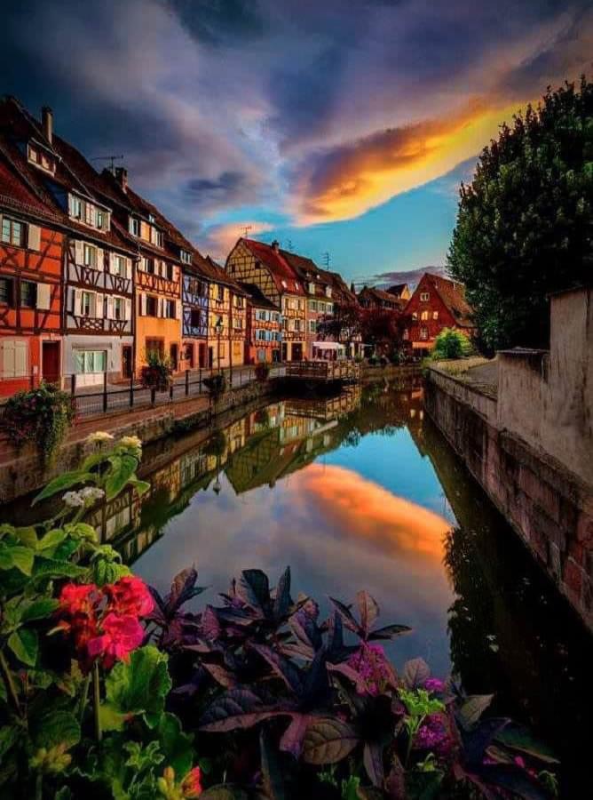 Sunset in Colmar, France 🇫🇷