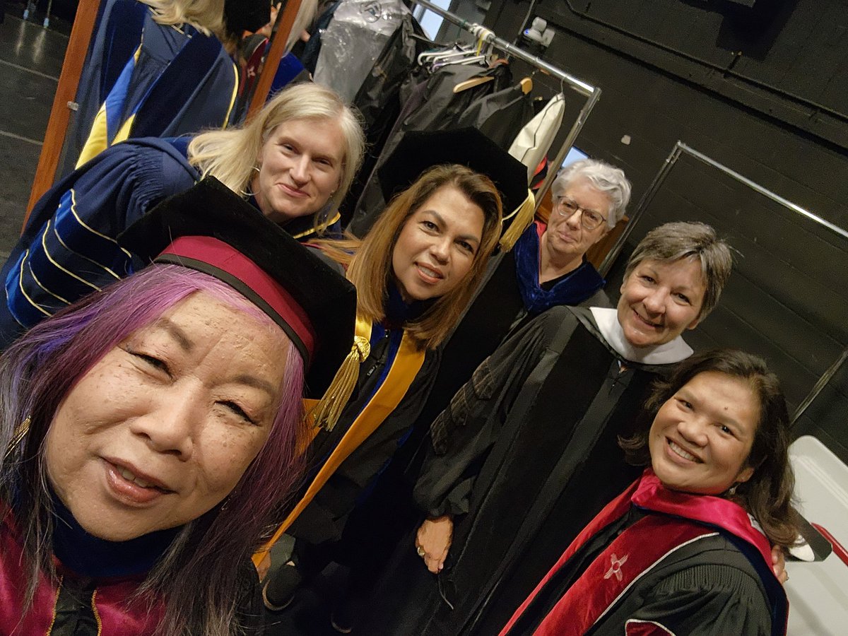 Tis the season for celebration of our graduates and their families and friends. Loved spending time with colleagues, including @NevarezAg at Honors Convocation @CalStateEastBay @DiversityCSUEB