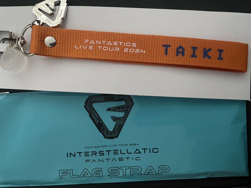 chanrisa6's tweet photo. INTERSTELLATICFANTASTIC
FANTASTICS ファンタ FNT 
グッズ 交換 有明アリーナ

【求】八木勇征(フラッグアクセ優先)
【譲】佐藤大樹(フォトカ複数所持)

最終日有明アリーナ居る人で
交換してくれる方お気軽に
ご連絡してくださいね！
お待ちしております🙇🏻‍♀️
#FANTASTICS 
#INTERSTELLATICFANTASTIC https://t.co/fJe3SvOmyX