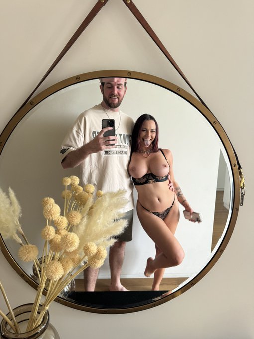 2 pic. Anyway, back to being a whore, @girthmasterr and I shot some filthy footage and the subscribers