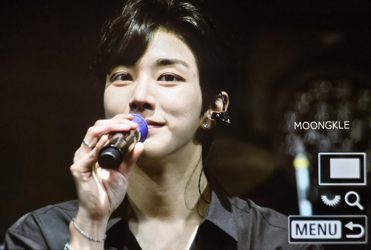 MOONGKLE_HADA's tweet photo. 240421 유희도 Birthday Eve Concert
오랜만이야👋
#희도 https://t.co/SlCKdOtoob