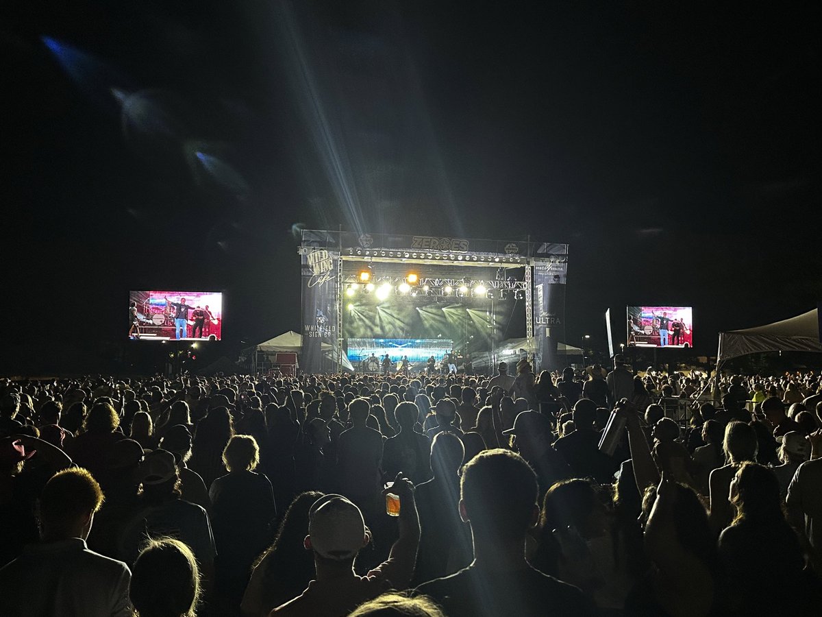 What @LennyBGATA and @EagleNationNIL were able to accomplish by bringing GATA JAM to Statesboro is unreal. I don’t think people really understood the magnitude of this event until tonight… What a day for Georgia Southern! @coleswindell @JonTLangston @RhettAkins @mackcarpmusic