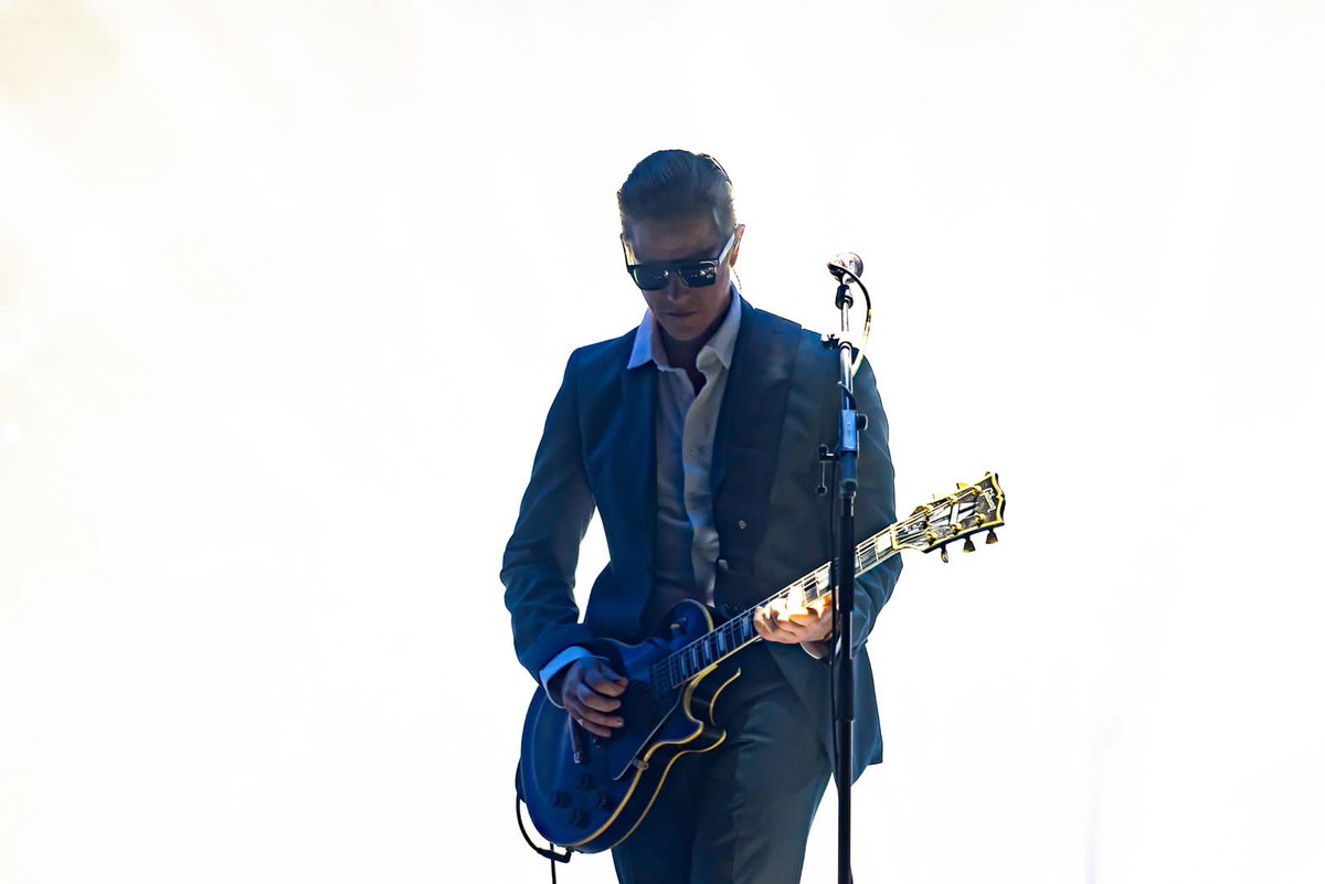 CulturaCiudadMx's tweet image. Más de 160 mil personas llenaron hoy el Zócalo y las calles que le rodean para asistir al concierto de @Interpol, banda neoyorquina muy querida en nuestro país, que complació al público con éxitos como "Evil", "C'Mere", "All The Rage Back Home" y "Obstacle 1".

Agradecemos a…