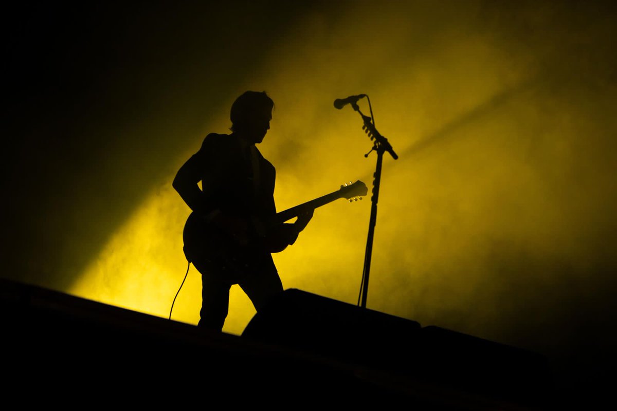 CulturaCiudadMx's tweet image. Más de 160 mil personas llenaron hoy el Zócalo y las calles que le rodean para asistir al concierto de @Interpol, banda neoyorquina muy querida en nuestro país, que complació al público con éxitos como "Evil", "C'Mere", "All The Rage Back Home" y "Obstacle 1".

Agradecemos a…
