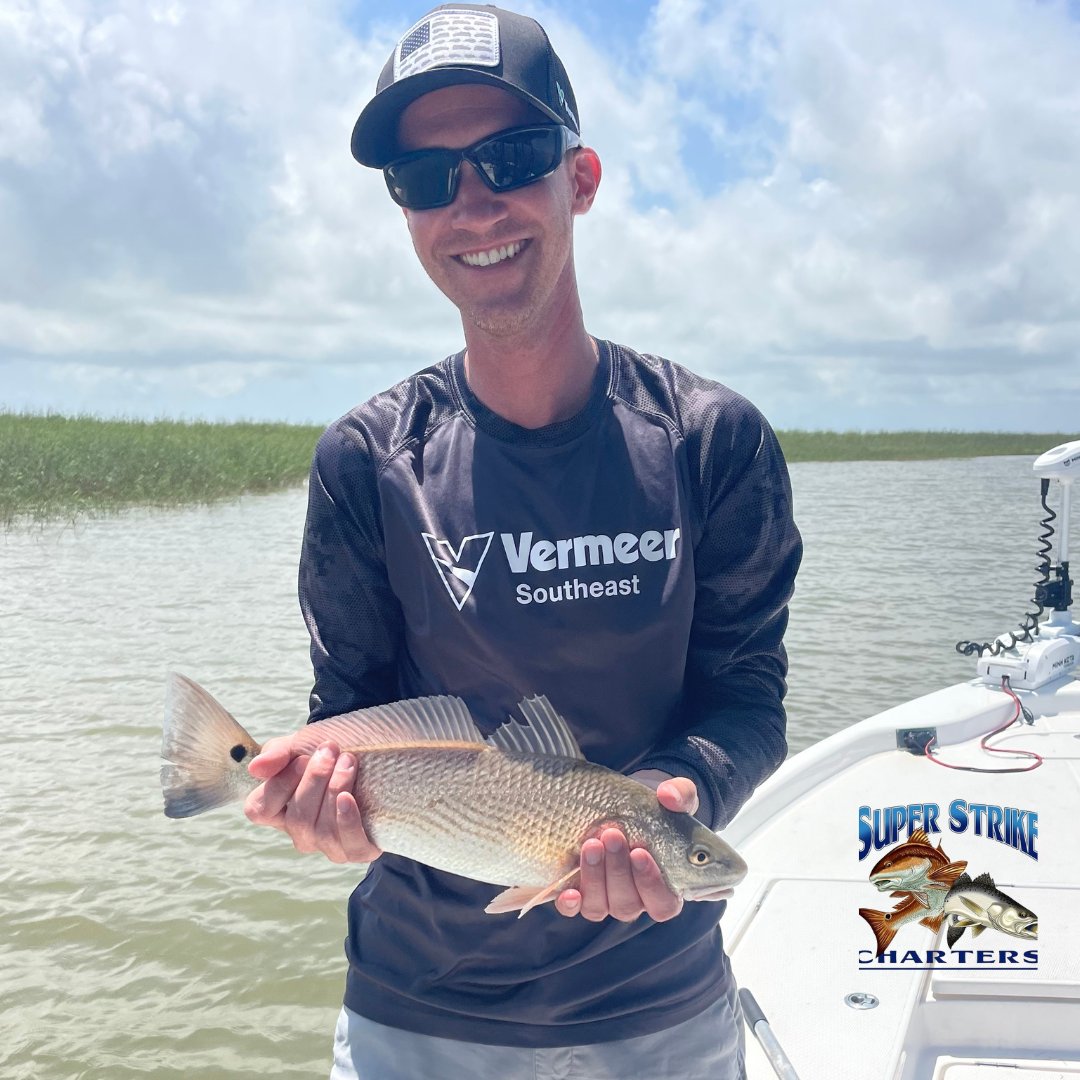 DPMSSC's tweet photo. Reeling in the reds this weekend! 🎣 Inshore adventures with Van Der Molen crew from Mississippi and Captain Matt! 🔥 

#CatchOfTheDay
#RedfishRumble
#InshoreFun
#louisiana
#bluewaveboats
#fishing
#superstrike
#superstrikefishingcharter
#redfish
#spring
#inshorefishing https://t.co/Va8OJ8sDAi