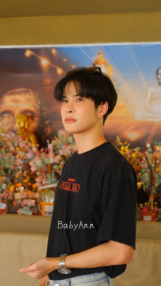 lalita_thong's tweet photo. หล่อเลย
#Artpakpoom https://t.co/hb7qSLHtU0
