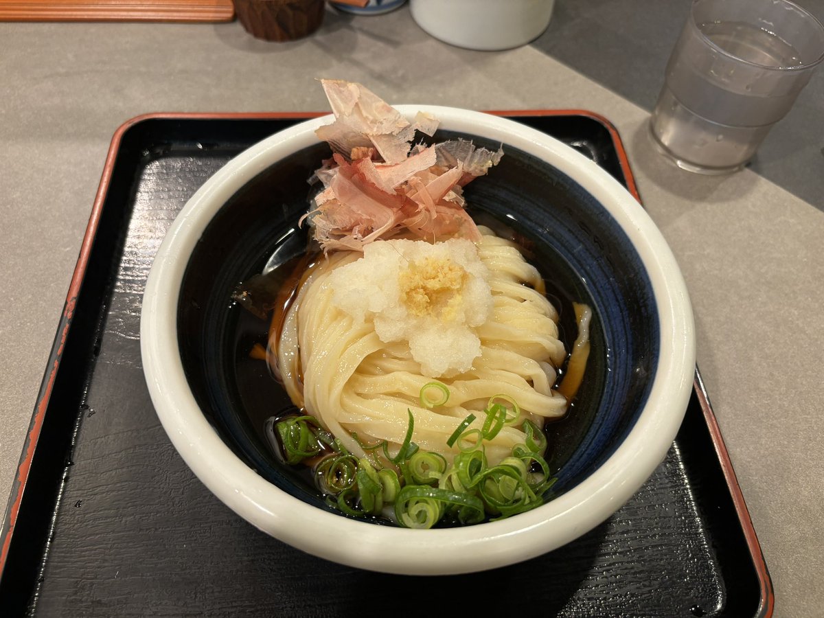 おか泉のうどん◥█̆̈◤࿉∥