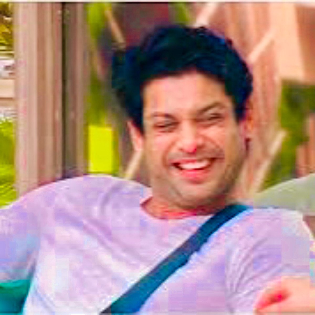 Good morning my angel 🥺❤️ @sidharth_shukla your smile always give me strength 🥺❤️ Keep smiling wherever you are champ 💜✨ #SidharthShukla ✨💜 #SidharthShuklaLivesOn