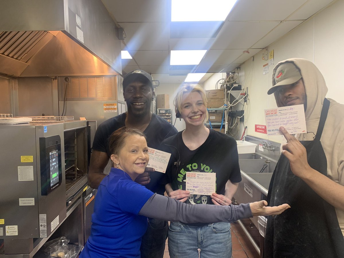Love some recognition. ATL to Ali, Kahrlys, and Alex tonight. Thank you for bringing back guests and engaging team members!!! Chili’s love Travis @KentTaylor10 @neufeldjosh1 @taryn_mahaffey