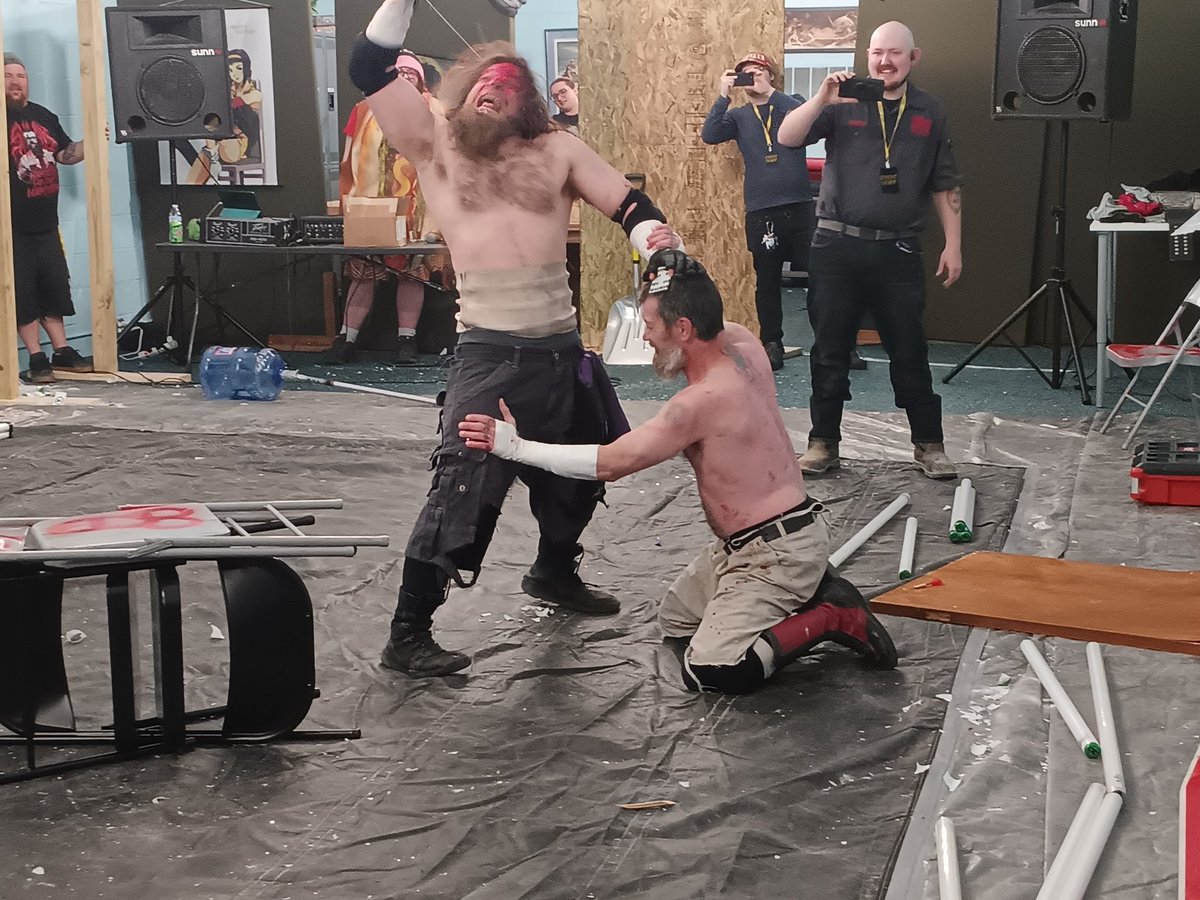 SavageHippie🇲🇳🇨🇩 tweet media