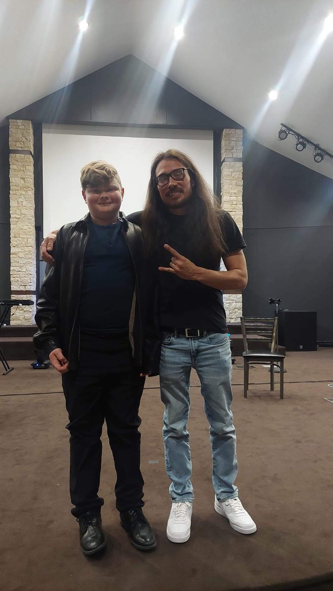 annette_wagoner's tweet photo. This guy had a great day today. 

The AM, we were at vocal contest. The large group earned a I rating and his solo earned a I rating.  

We came home for a little over an hour and then went to his guitar recital and cranked out Hotel California with his guitar teacher Isaac. https://t.co/p1If1ljbUR