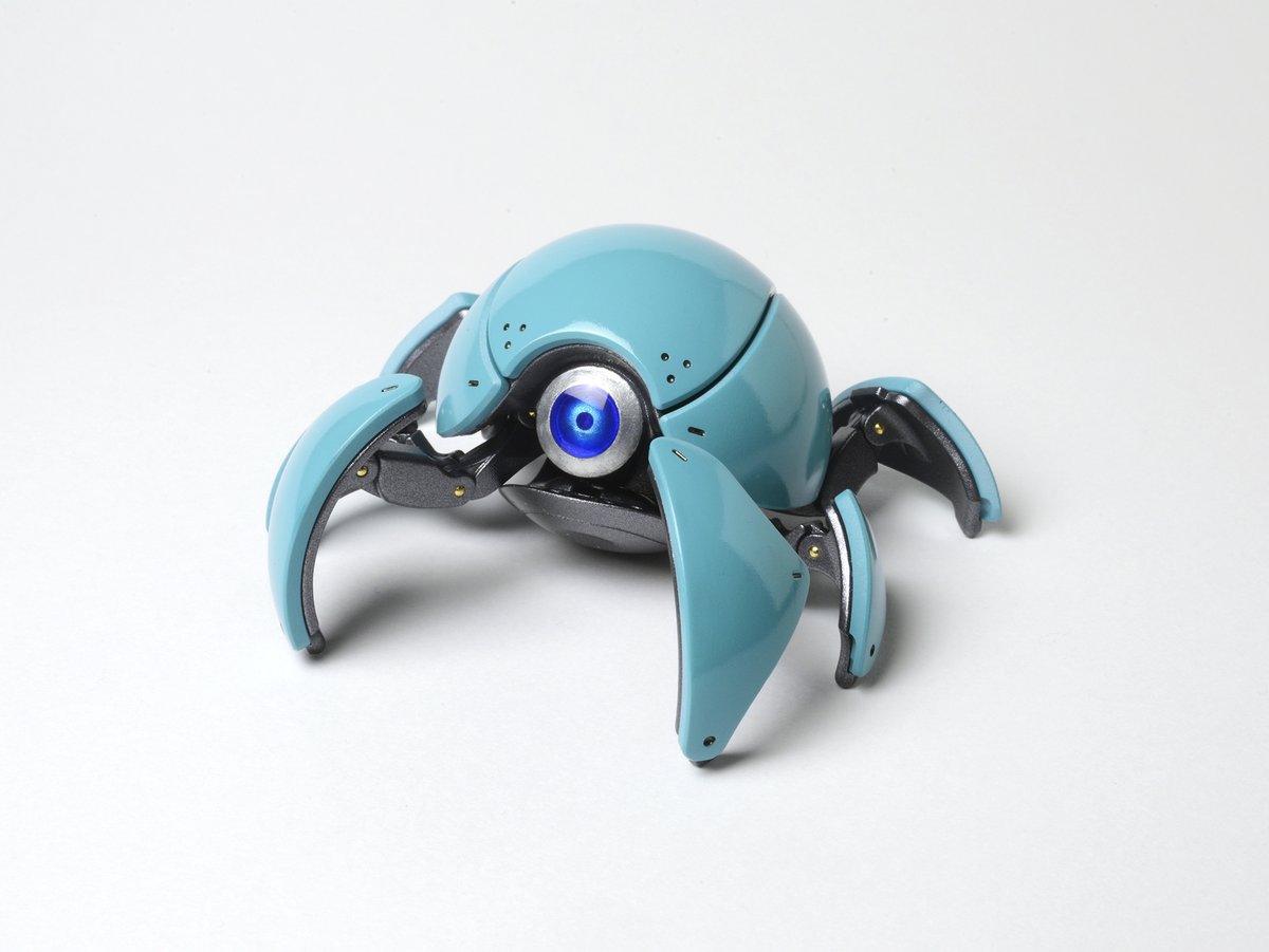 nezunonetsukeya's tweet photo. ▼作品紹介　磁佑「カニタマ」
今回展示している新作は、３Dプリントによる制作のカニタマです。発色が綺麗。磁佑さんの世界観を楽しめる色々な作品も展示しておりますので、お楽しみください。 #kam15th #神戸アートマルシェ #kobeartmarche https://t.co/PrV57mOGZP