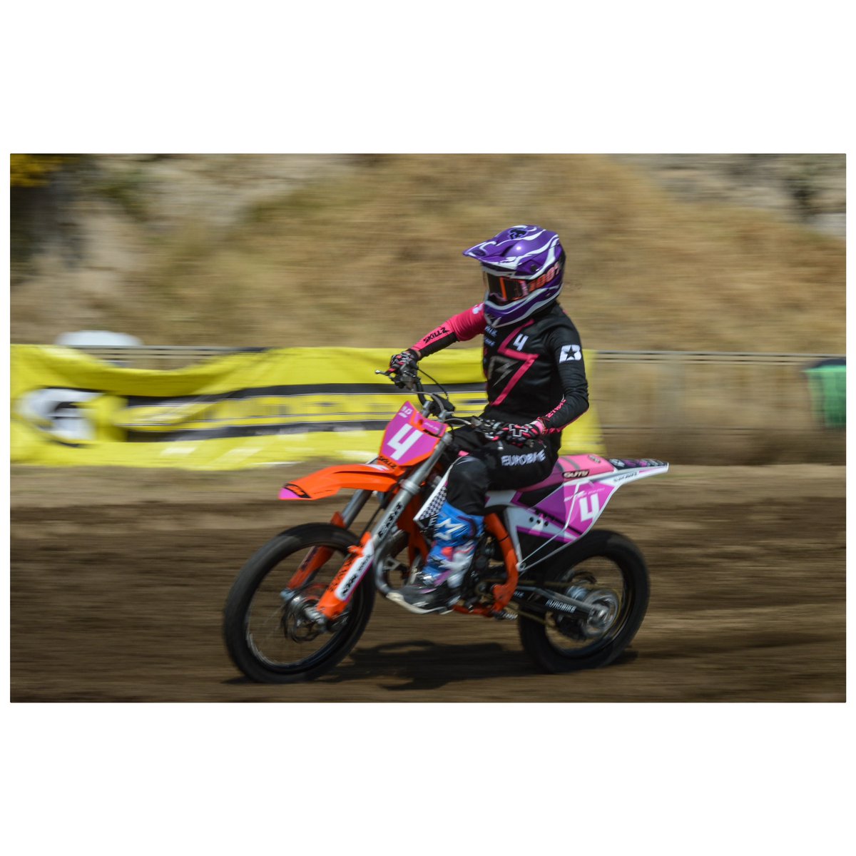 DCAMACHO105's tweet photo. Campeonato Estatal de Motocross #Motocross #santamariarayon #instajournalism https://t.co/CqDeyvPfZq