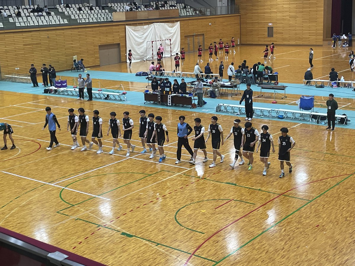 OUE_handball's tweet photo. 【試合情報】
2024年度春季リーグ
14:05~VS天理大
@天理大

試合を開始しました。 https://t.co/ue515xWYHT
