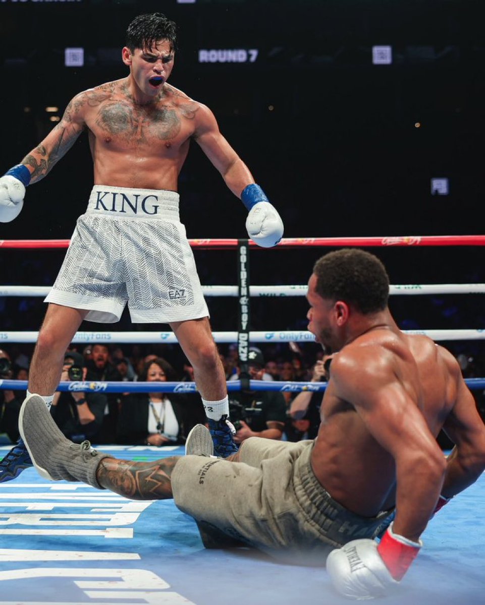 Ryan Garcia shocks the world and wins the fight against Devin Haney 🥊