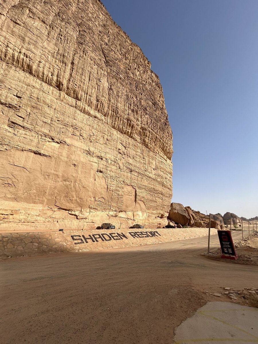 BB87967729's tweet photo. 砂漠のホテルの写真(続き)🤳
移動はカートで。
#ShadenResort
#AlUla
#サウジアラビア https://t.co/uUgOzFLCSW