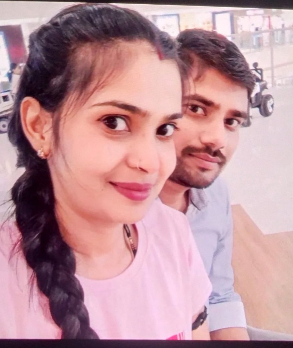 *शर्मनाक
SO रामपुर अर्जुन सिंह से कांस्टेबल छुट्टी की करता रहा फरियाद लेकिन कप्तान के आदेशानुसार SO रामपुरा ने नहीं दी घर जाने की छुट्टी
कांस्टेबल विकास निर्मल की पत्नी एवं नवजात बच्ची की हुई मौत देखे एक पुलिस कर्मी की बदनसीबी आखिरी वक्त में भी अपनी बीवी से नहीं कर सका बात🥲