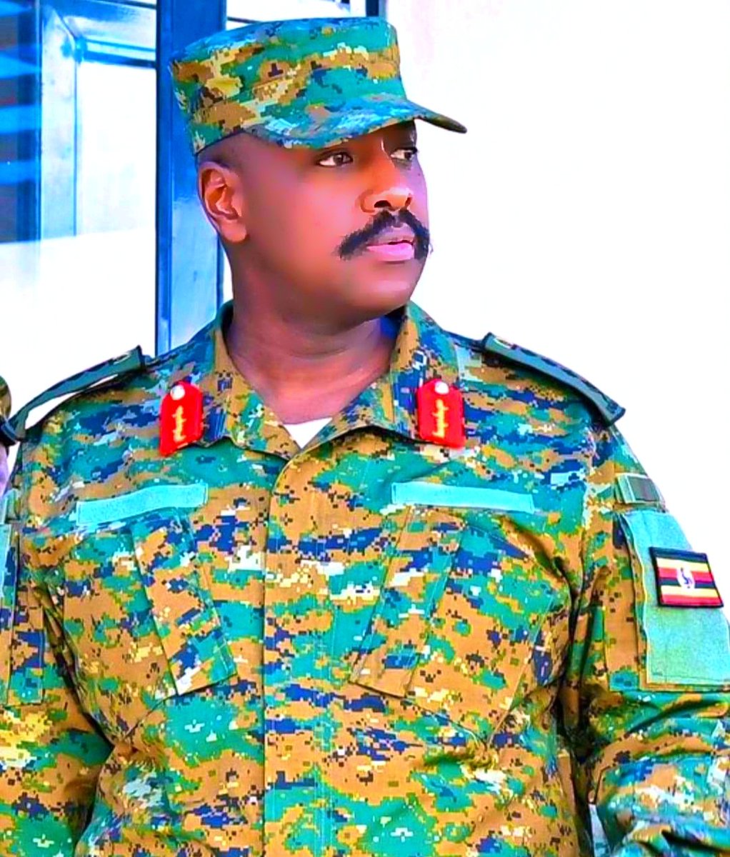 Good morning team Next president , CDF Gen @mkainerugaba !... Have a great Sunday !!🌿