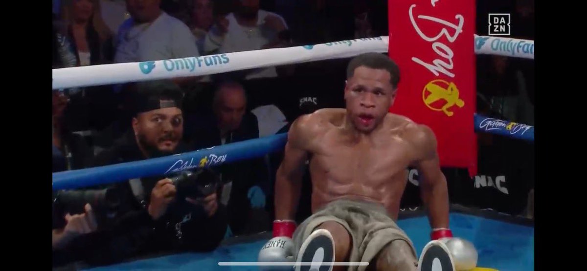 _vanman5's tweet image. Drop a caption 😭😭