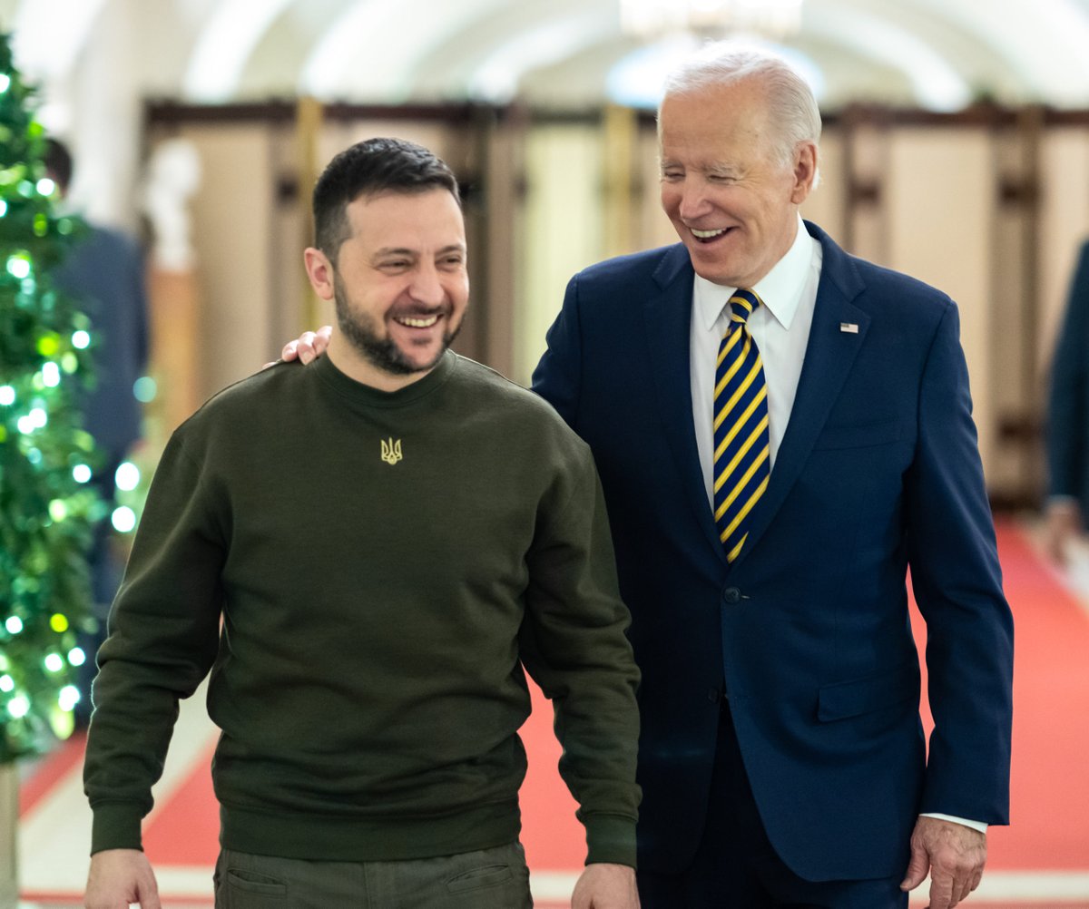 It’s Sunday – Aid is approved to Ukraine! Less than 200 days to go until the election. Let’s go! If you’re voting BLUE for Biden/Harris & up/down your ballot in 2024, reply with a 💙, retweet this, & let’s follow each other so we can be #StrongerTogether! #Voterizer