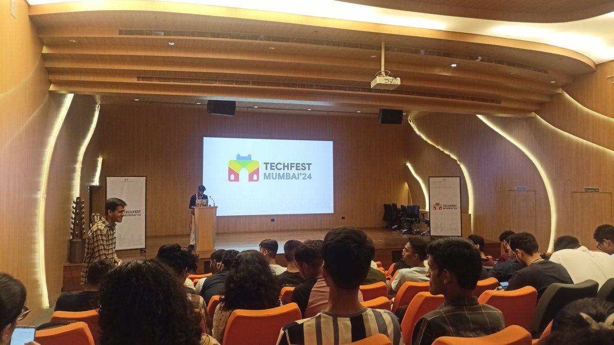 Aditya__0508's tweet photo. Guess what were we are??
@gdscmumbai #TechfestMumbai https://t.co/zfCb5G7kgM