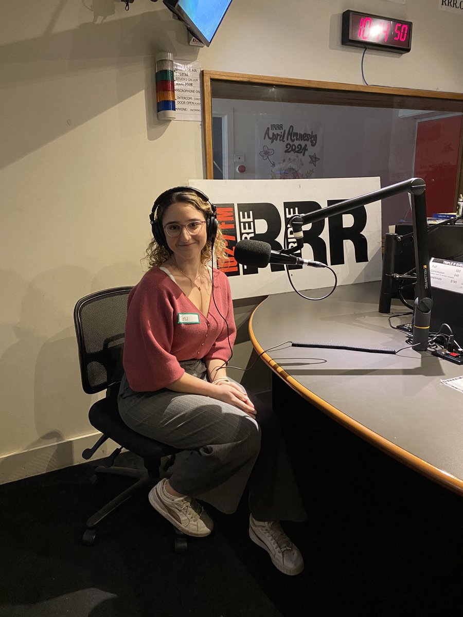 Had a blast today at @3RRRFM on @einstein_agogo. 

A huge thanks to @DrShaneRRR for the opportunity to share a little bit about my PhD project studying #MECFS and for organising #20phds20mins.

Here is a link to anyone who would like to have a listen 😊

rrr.org.au/shared/broadca…