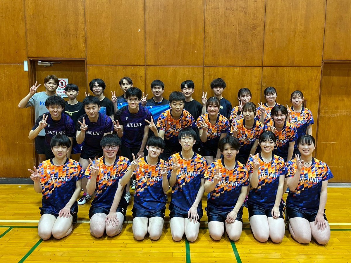 MieuTTC's tweet photo. 【規定練習】

今年度の入学生と��真撮影をしました🎶

新入生の体験・見学歓迎しております！
規定練習は週1なので、初心者からブランクのある方、経験者まで幅広い方に楽しんでいる部活動です！規定練習の日に予定がある場合も大丈夫です☺️

前期は試合が多いので良い結果を残せるように頑張ります💪🏻 https://t.co/cBLLRCe5ds