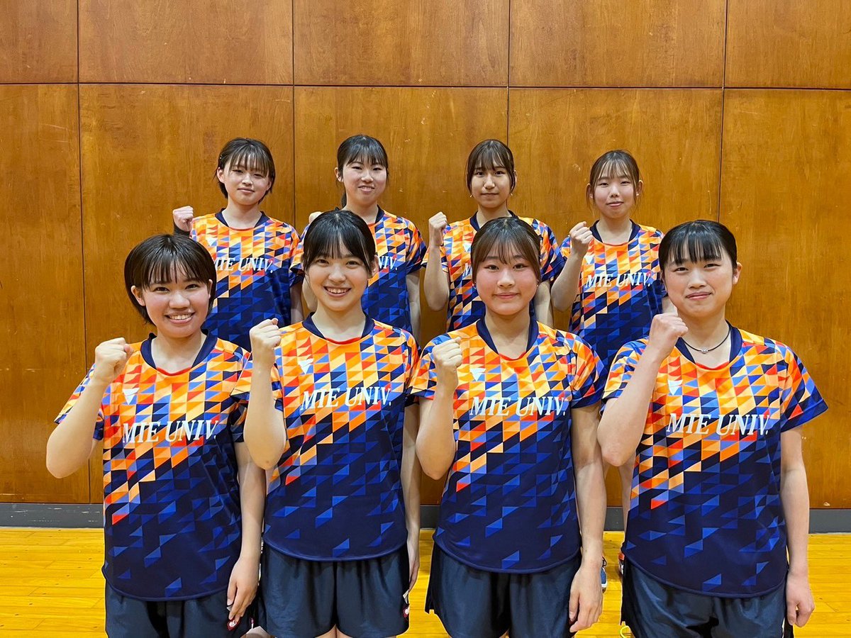 MieuTTC's tweet photo. 【規定練習】

今年度の入学生と��真撮影をしました🎶

新入生の体験・見学歓迎しております！
規定練習は週1なので、初心者からブランクのある方、経験者まで幅広い方に楽しんでいる部活動です！規定練習の日に予定がある場合も大丈夫です☺️

前期は試合が多いので良い結果を残せるように頑張ります💪🏻 https://t.co/cBLLRCe5ds