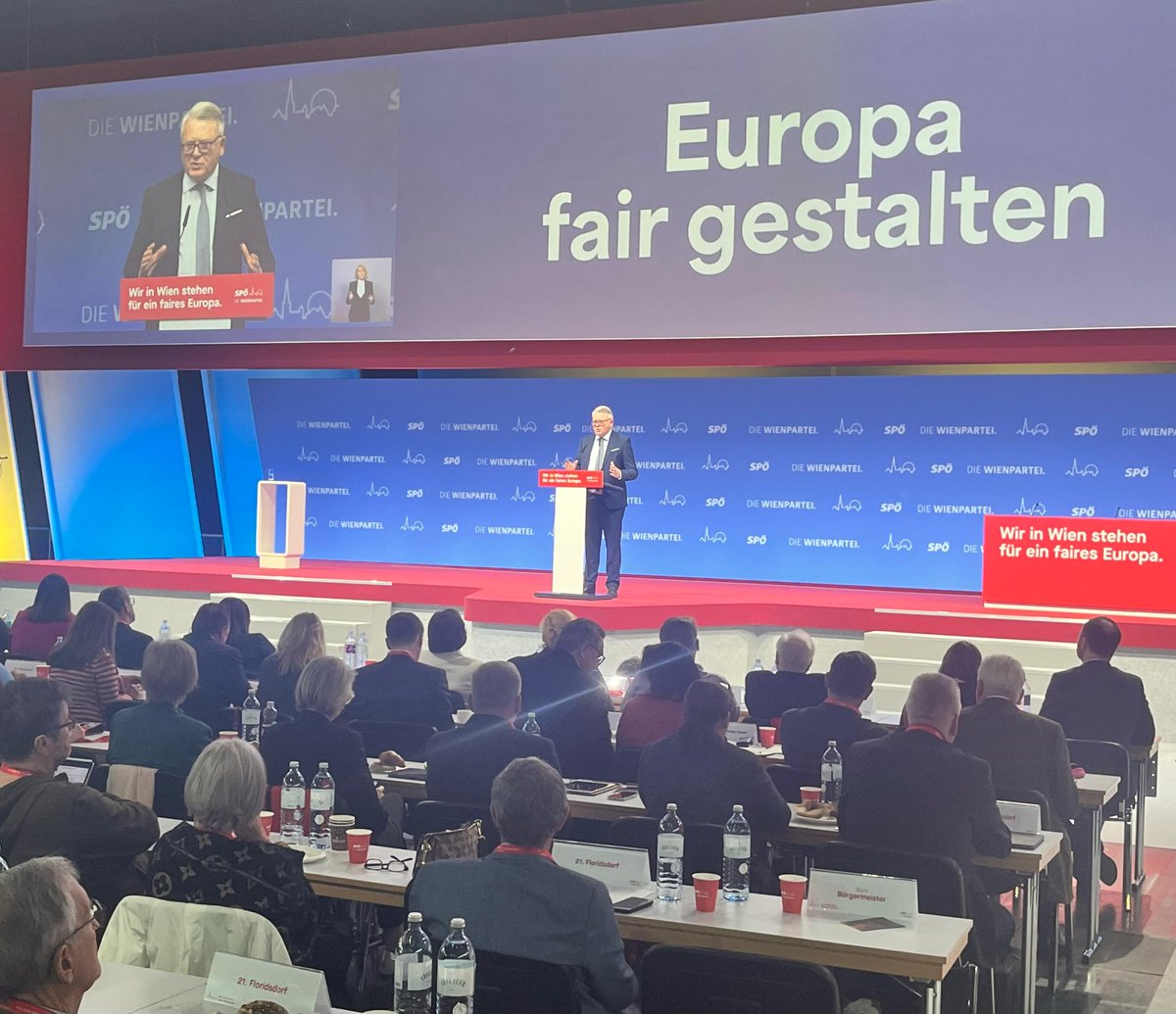 Our common candidate @NSchmitPES was in Vienna at the @SP_Wien and @SPOE_at EU campaign launch event. 🇪🇺🇦🇹 Nicolas Schmit underlined that 'we socialists and social-democrats stand for good working conditions, decent salaries and oppose the madness of nationalism and hatred.'🌹