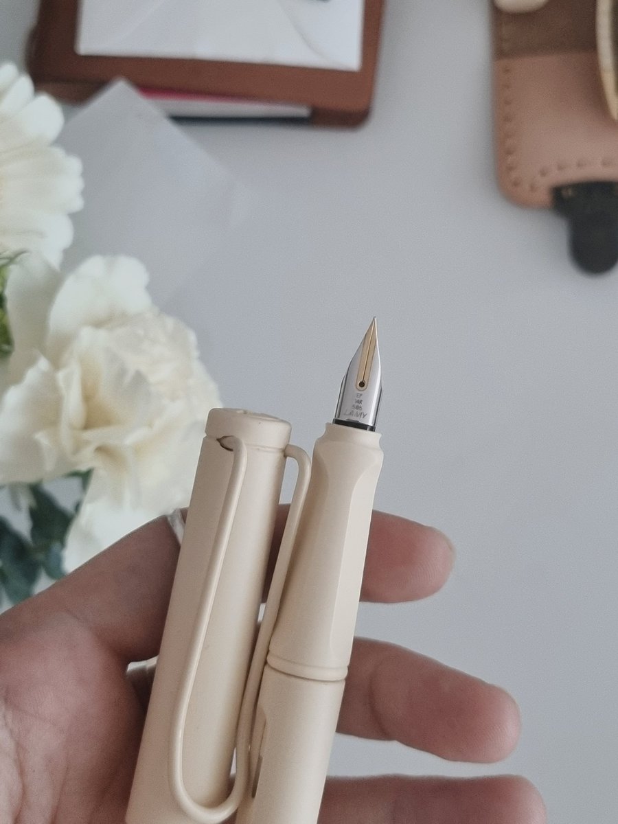 껄껄 이제야 깔맞춤으로 편안해진 삼구 파우치+뉴펜