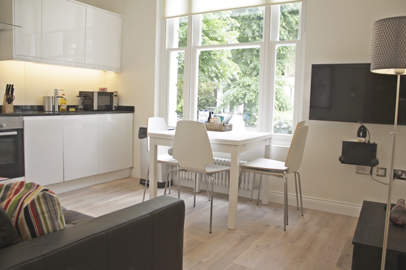 Our brand new Cambridge Gardens Apartments are now available! :)

urban-stay.co.uk/serviced-apart…
#london #londonislovinit