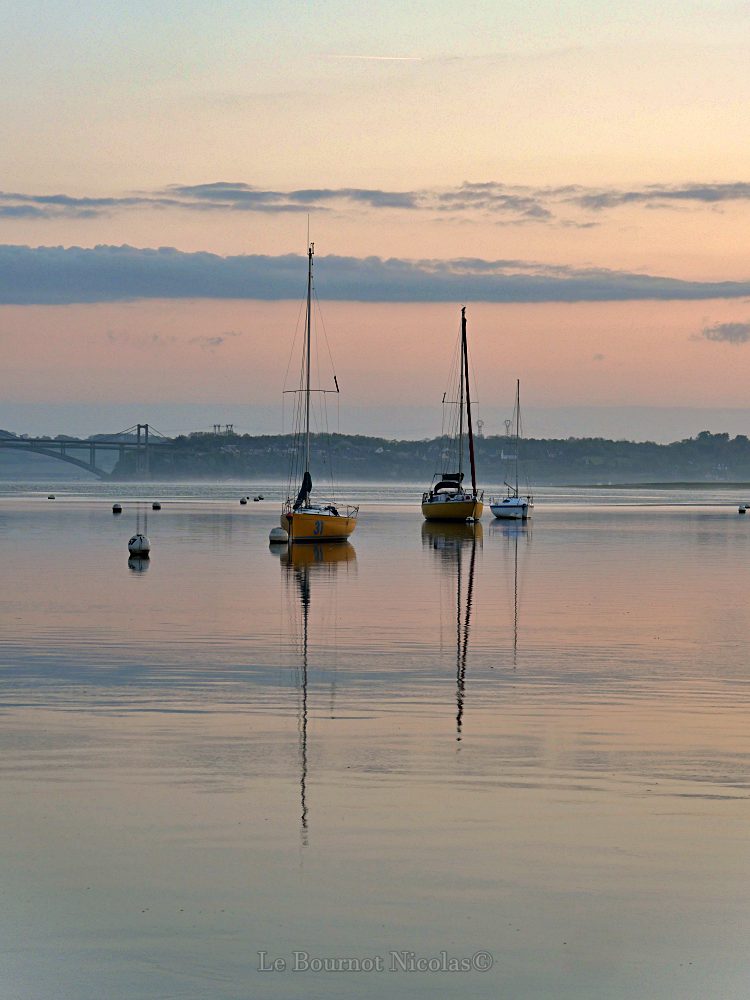 Bonjour 
Harmonie nautique hier  matin à la cale de Mordreuc
Je vous souhaite une bon dimanche.
#larance
#pleudihensurrance #mordreuc #cotesdarmor #bretagne #MagnifiqueBretagne #MagnifiqueFrance #magnifiquecotesdarmor