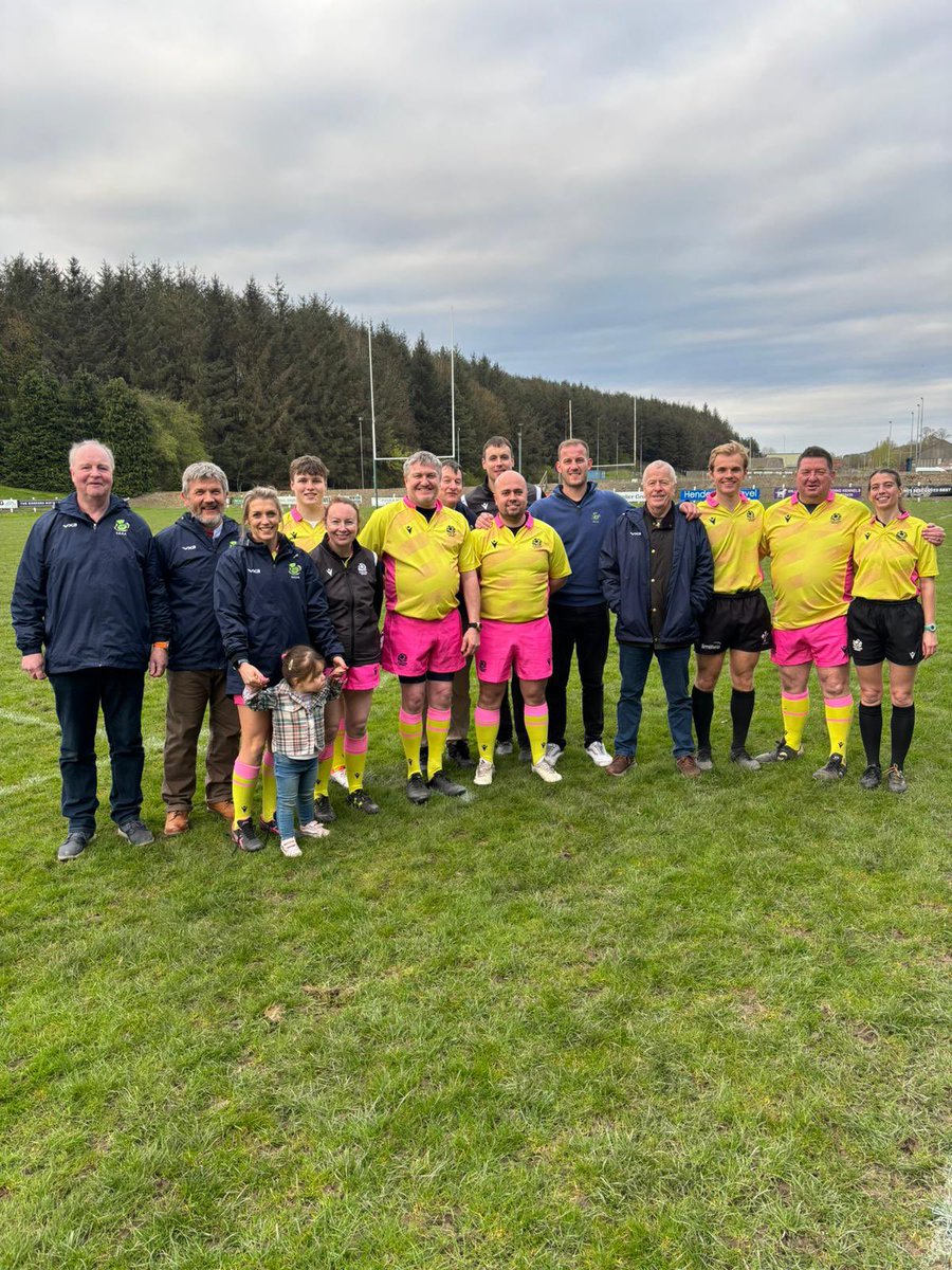 BorderRefs's tweet image. Great effort from three groups of officials yesterday supporting @HawickU18s and under 16 tournaments at Volunteer Park and the @HawickRFC tournament at Mansfield Park. 

Down the road to @berwickrugby today for their annual sevens at Scremerston.
