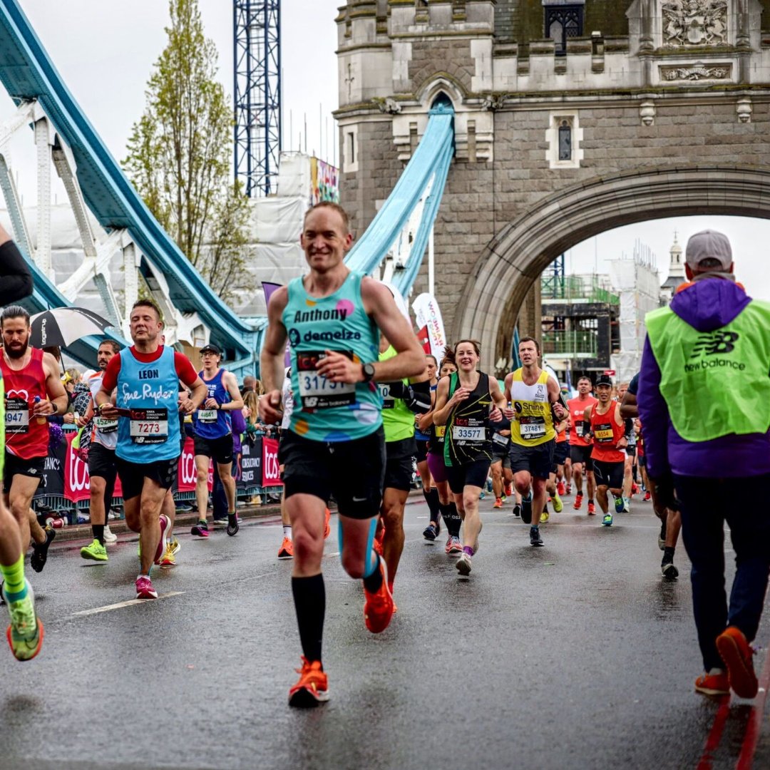 A huge good luck to everyone taking to the roads for #TeamDemelza at the TCS London Marathon today!📣🎉 Want to get involved? Sign up to run for #Demelza in the #LondonMarathon2025 and be a part of something amazing. 👉 bit.ly/49ytdsL