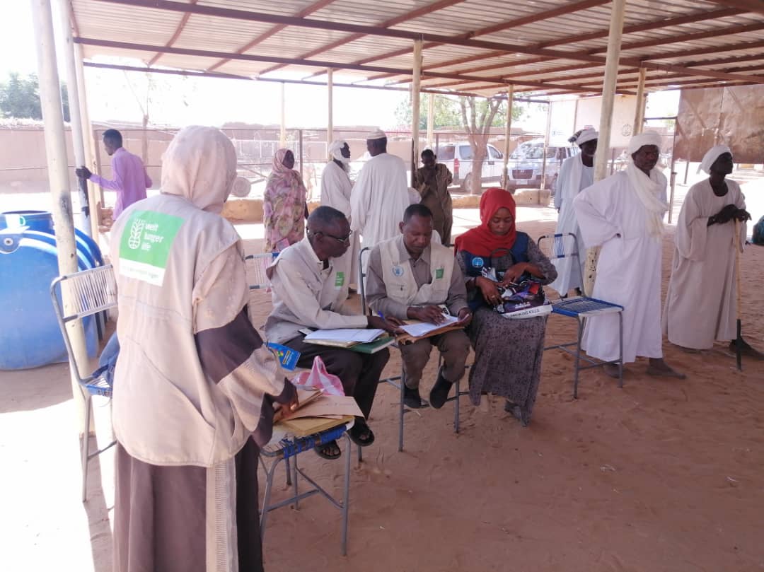 📍In a critical breakthrough, WFP has reached 40,000 people in north #Darfur with food and nutrition assistance. 90% of people facing emergency levels of hunger in #Sudan are trapped in active battle zones. WFP urgently needs regular and unimpeded access to everyone in need.