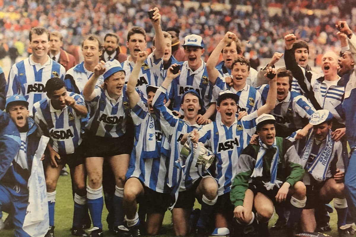 OwlsExtra's tweet photo. 3️⃣3️⃣ years ago today. 

🏆 If you don't know what happened. Ask your parents. 

👌🏼 Is the 21st April a lucky day for us Owls fans? 

#SWFC • #WAWAW https://t.co/VPVeNpSUyd