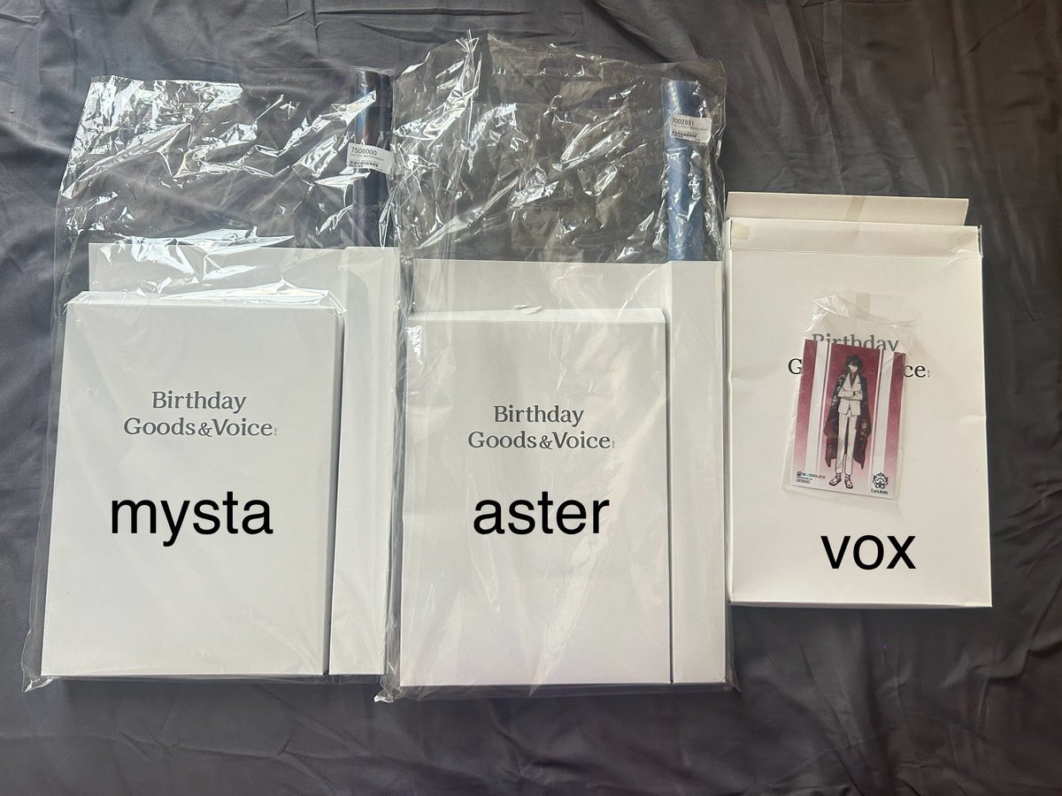 perjerxx's tweet photo. Birthday set
- Mysta 2023 ครบเซ็ต 2200฿
- Aster 2022 ครบเซ็ต 2200฿
- Vox 2022 Acrylic plate 1500฿ รวมส่ง

มิสต้ากับแอสเตอร์ยังไม่รวมส่งเพราะมีผ้าแขวนด้วยค่ะ นัดรับได้ตาม bts/mrt ไม่เกินส่วนต่อขยาย สภาพดีมากไม่เคยตั้งเลยค่ะ 

#ตลาดนัดนิจิซันจิ #ตลาดนัดnijisanji #ตลาดนัดvtuber https://t.co/S4v3AdwVjL