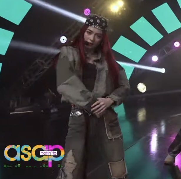 yawns ⟡ tweet media